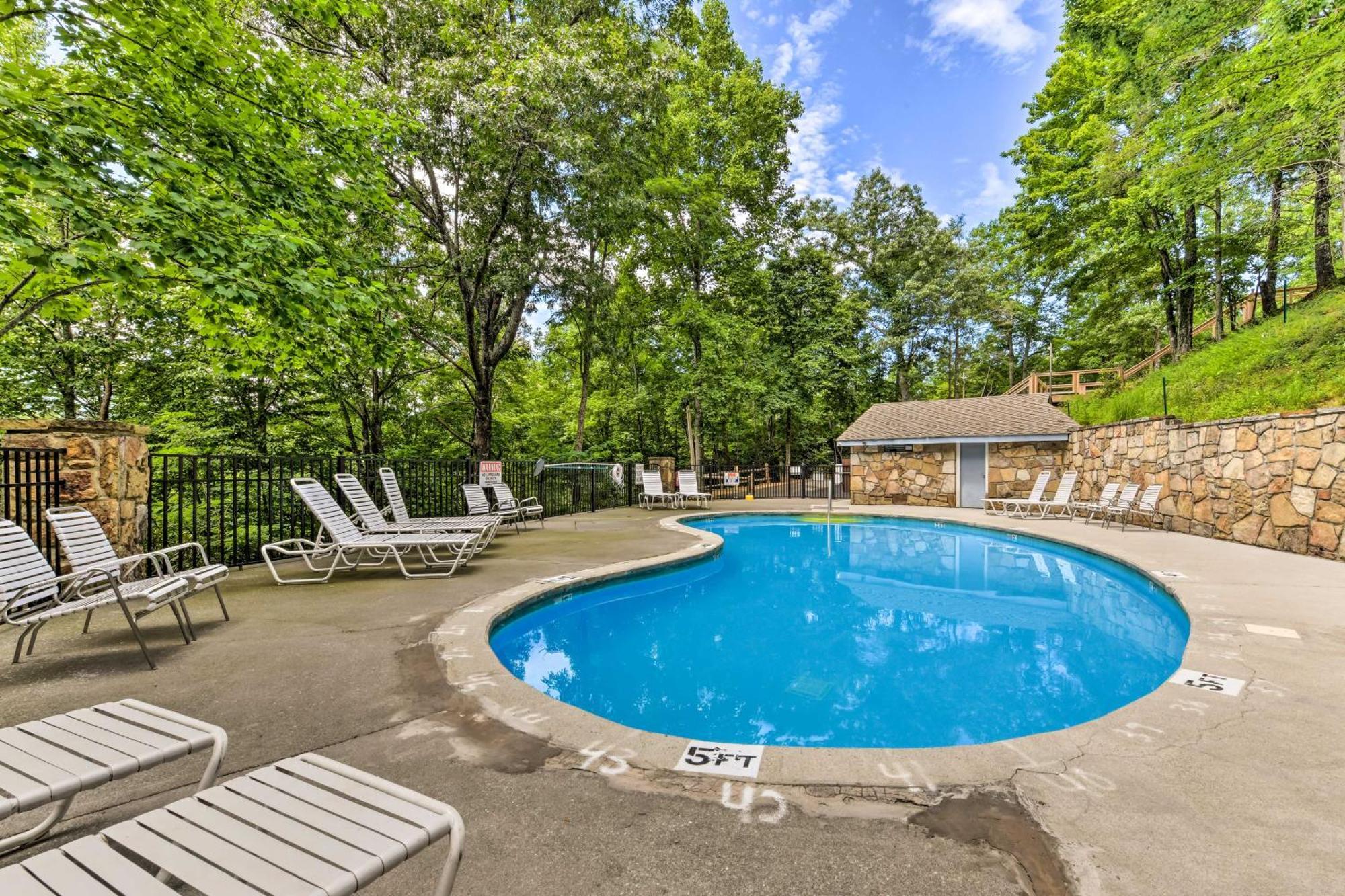 Gatlinburg Cabin With Game Room, Hot Tub And Mtn Views מראה חיצוני תמונה