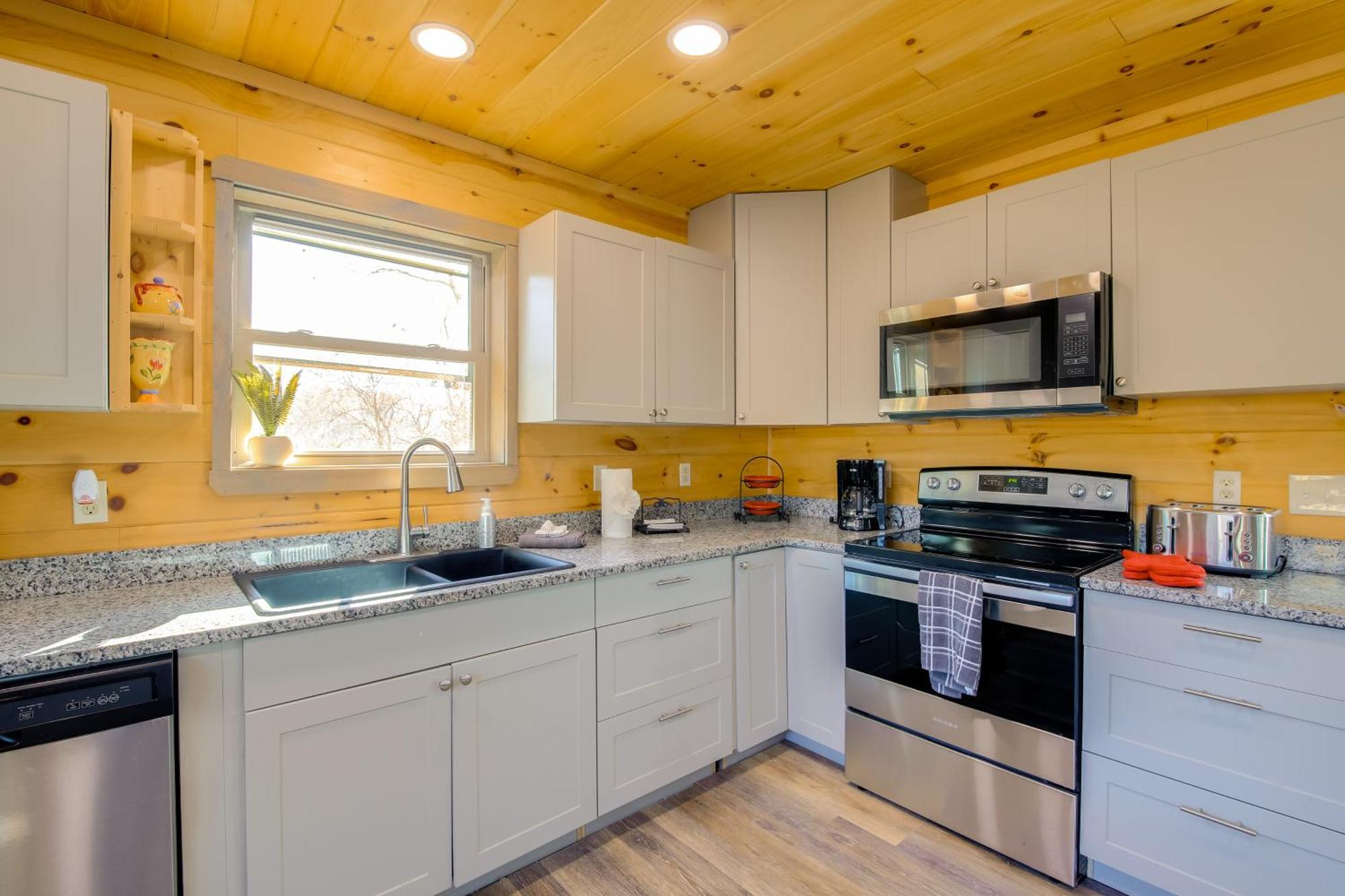 Gatlinburg Cabin With Game Room, Hot Tub And Mtn Views מראה חיצוני תמונה