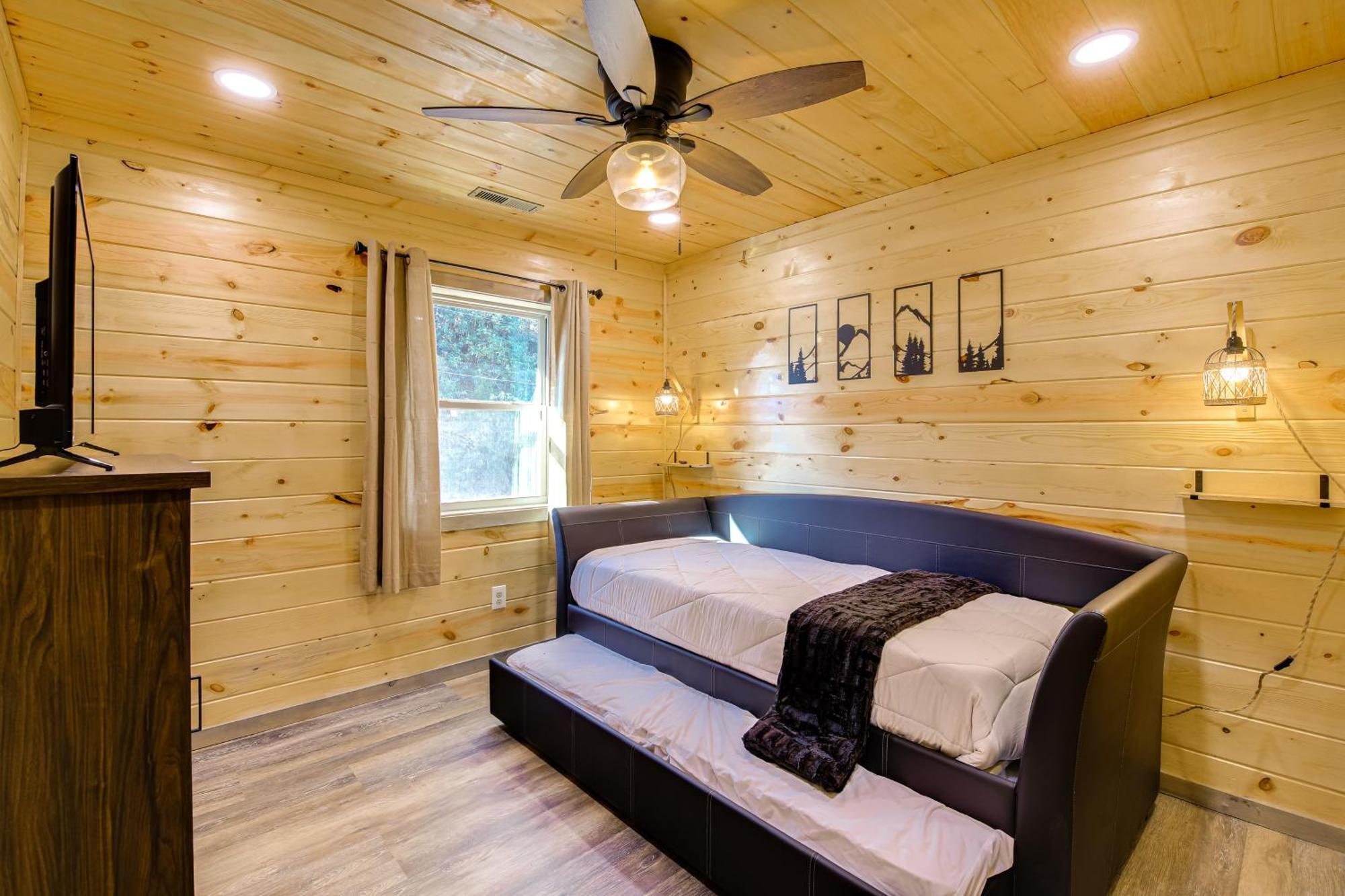 Gatlinburg Cabin With Game Room, Hot Tub And Mtn Views מראה חיצוני תמונה