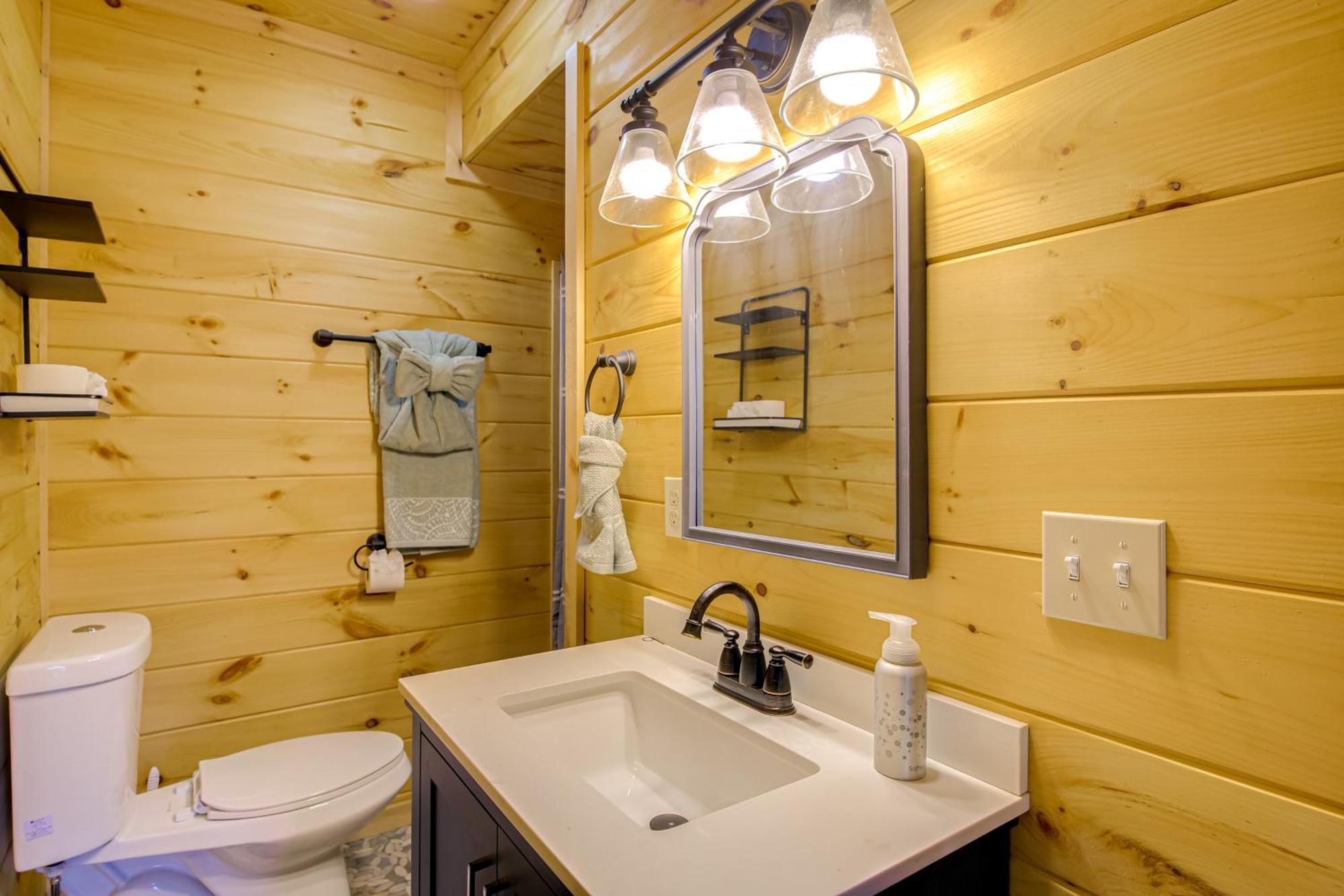 Gatlinburg Cabin With Game Room, Hot Tub And Mtn Views מראה חיצוני תמונה