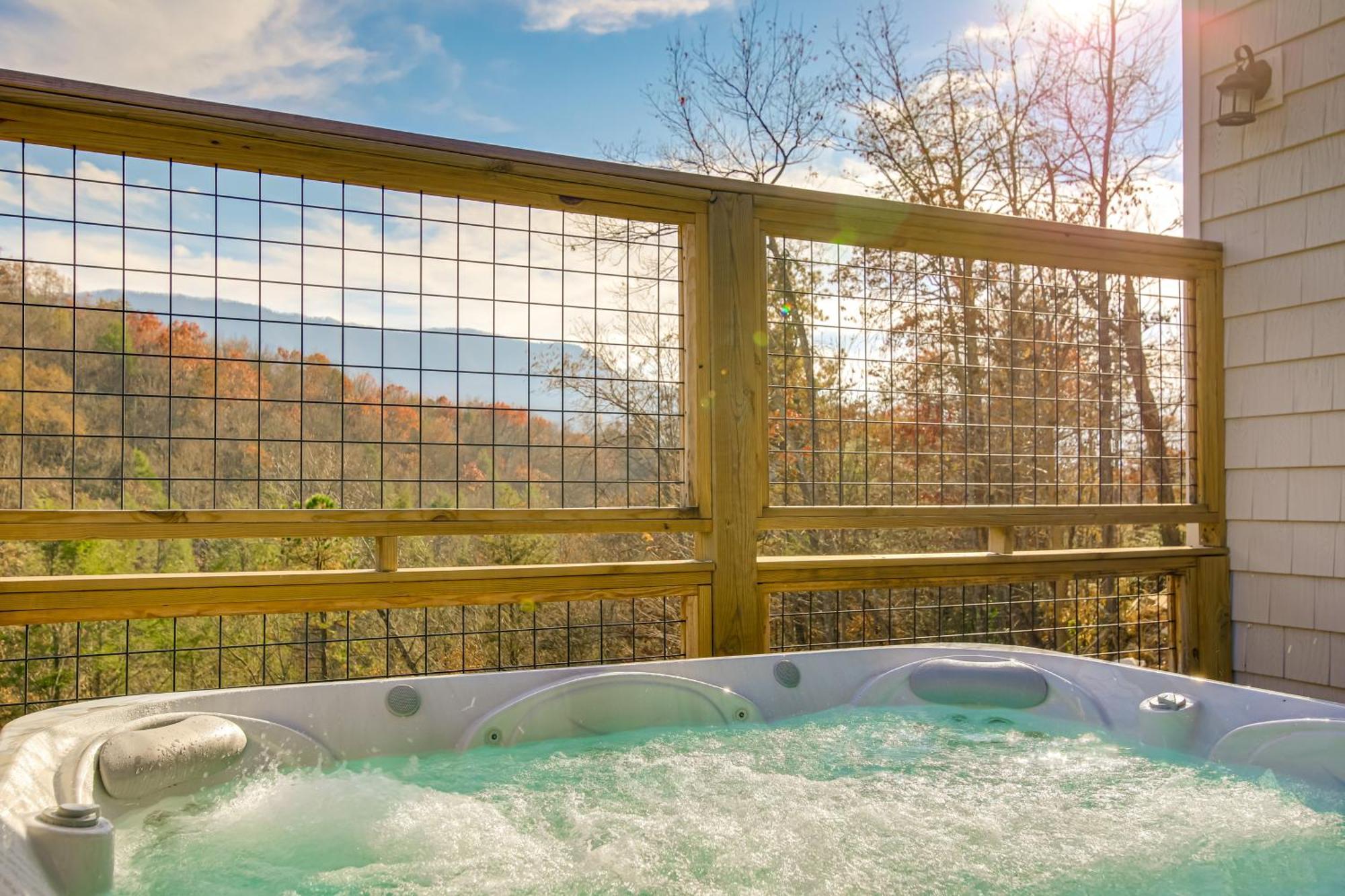 Gatlinburg Cabin With Game Room, Hot Tub And Mtn Views מראה חיצוני תמונה